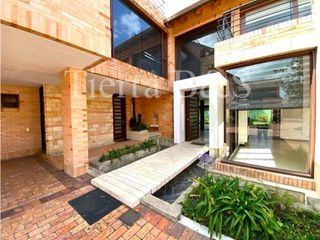 Foto 1 de ARRIENDO DE CASA EN SAN JOSÉ DE BAVARIA, LOTE 800 M2 POR $16'000.000