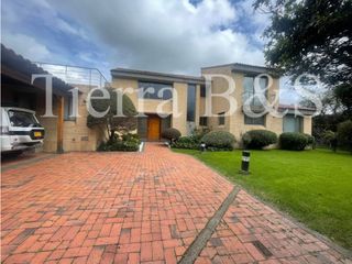Foto 2 de ARRIENDO DE AMPLIA CASA EN SAN SIMÓN, 336 M2 $13'900.000