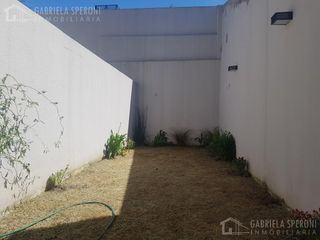 Foto 13 de Monoambiente con jardin propio | Banfield