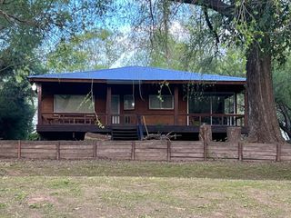 Foto 1 de Casa en  venta en el Delta de Tigre - Nauticos del Este