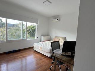 Foto 20 de Casa Moderna de 4 dormitorios en el Golf de Nordelta en venta