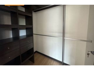 Foto 9 de Venta apartamento loma Maríanito Medellin