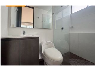 Foto 8 de Venta apartamento loma Maríanito Medellin