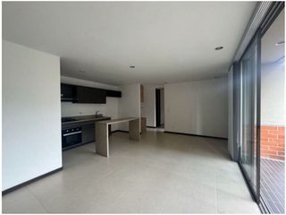 Foto 1 de Venta apartamento loma Maríanito Medellin