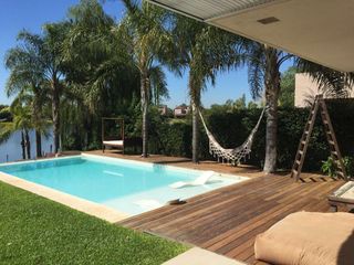 Foto 2 de Casa en venta en barrio  Santa Barbara, Tigre