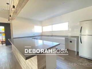 Foto 4 de Hermosa Casa en lote interno - El Cantón