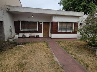 Foto 1 de Casa - Don Torcuato