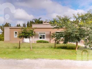 Foto 8 de Venta de Casa en Campos de Roca