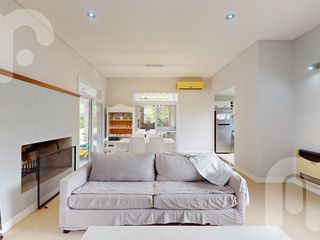 Foto 4 de Venta de Casa en Campos de Roca