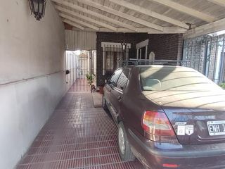 Foto 4 de CASA DE 4 AMBIENTES VENTA EN Cabrera  1247 (BANFIELD)
