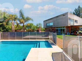 Foto 3 de VENTA CASA DE 4 DORMITORIOS  HARAS DEL SUR II