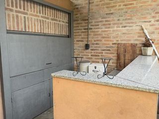 Foto 11 de Casa en alquiler con piscina AMOBLADA