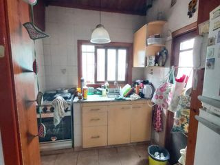 Foto 22 de Casas en venta - 5 dormitorios 4 baños - Cocheras - 130mts2 - Necochea
