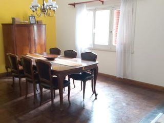 Foto 12 de Casas en venta - 5 dormitorios 4 baños - Cocheras - 130mts2 - Necochea