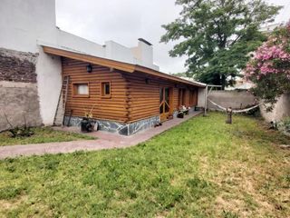 Foto 25 de Casas en venta - 5 dormitorios 4 baños - Cocheras - 130mts2 - Necochea