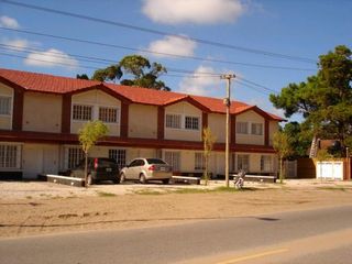 Foto 1 de duplex - Pinamar