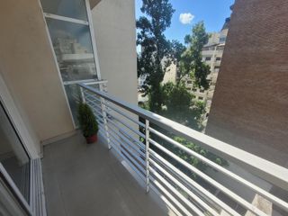 Foto 7 de Luminoso ambiente en edificio con  Amenities!