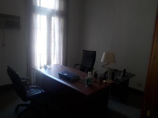 Foto 8 de Excelente Oficina o Vivienda en VENTA - Tucuman 326