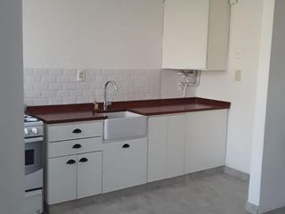 Foto 1 de Departamento en muy buena ubicacion!