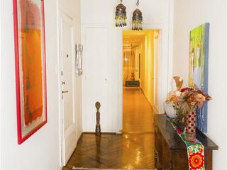 Foto 9 de VENTA Departamento de 3 dormitorios    dependencia en la mejor zona de Recoleta!