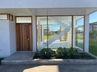 Foto 11 de Casa Venta o Alq. de 3 dorm en Ceibos, Puertos del Lago