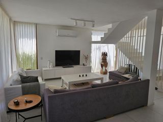 Foto 3 de Casa Venta o Alq. de 3 dorm en Ceibos, Puertos del Lago