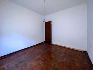 Foto 7 de Ph en venta - 2 Dormitorios 1 Baño - Cochera - 79Mts2 - La Plata