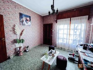 Foto 40 de Casa en venta - 2 Dormitorios 1 Baño - Cocheras - 420Mts2 - Berisso