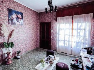 Foto 41 de Casa en venta - 2 Dormitorios 1 Baño - Cocheras - 420Mts2 - Berisso