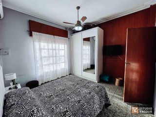 Foto 7 de Casa en venta - 2 Dormitorios 1 Baño - Cocheras - 420Mts2 - Berisso