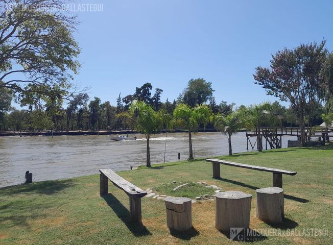 place photo 51