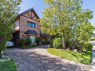 Foto 5 de CASA EN VENTA EN BARRIO PRIVADO SEPTIEMBRE - MAROTO PROPIEDADES