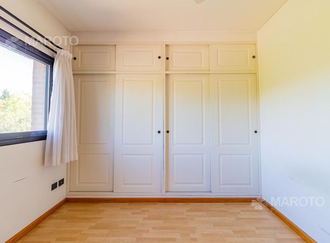 place photo 50