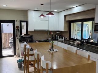 Foto 11 de Venta - Casa 5 Ambientes, Jardín, Pileta - La Comarca, Tigre