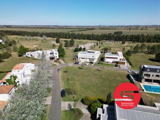 Foto 2 de Terreno venta Kentucky Club de Campo - Barrio del Golf Terreno