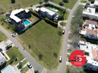 Foto 10 de Terreno venta Kentucky Club de Campo - Barrio del Golf Terreno