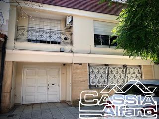 Foto 1 de Casa - Banfield Oeste