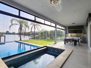 Foto 1 de Casa en  venta y alquiler en barrio Los Alisos, Nordelta
