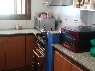 Foto 54 de Casa en venta - 3 dormitorios 2 baños - 150mts2 - Manuel B. Gonnet, La Plata