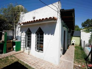 Foto 9 de Casa en venta - 3 dormitorios 2 baños - 150mts2 - Manuel B. Gonnet, La Plata