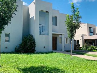 Foto 2 de Casa en  Venta San Matías