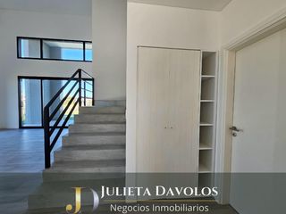 Foto 11 de OPORTUNIDAD!!Casa  a la laguna en Venta 6 Ambientes Barrio San Matias -Escobar-Maschwitz