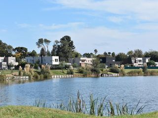 Foto 38 de OPORTUNIDAD!!Casa  a la laguna en Venta 6 Ambientes Barrio San Matias -Escobar-Maschwitz