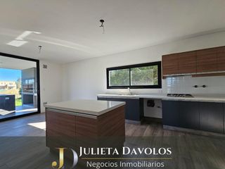 Foto 14 de OPORTUNIDAD!!Casa  a la laguna en Venta 6 Ambientes Barrio San Matias -Escobar-Maschwitz