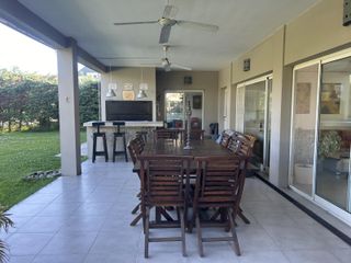 Foto 11 de Diciembre - Enero - Febrero - Casa en Alquiler en Santa Barbara