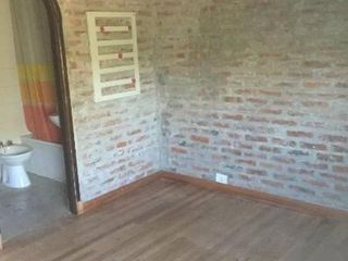 Foto 4 de Retasado - Casa de 4 Dormitorios en Alamo Alto - Maschwitz