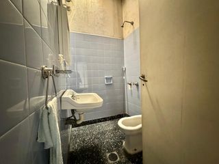 Foto 6 de CASA EN VENTA PARA DOS FAMILIAS EN VILLA LUGANO