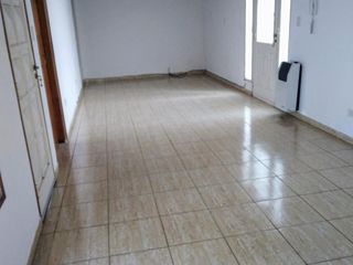 Foto 4 de PH en Lanús Este