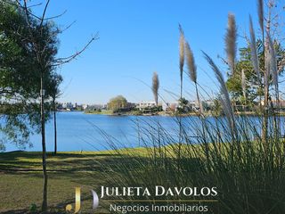 Foto 14 de Casa a la laguna en Venta 5 Ambientes San Matias con pileta