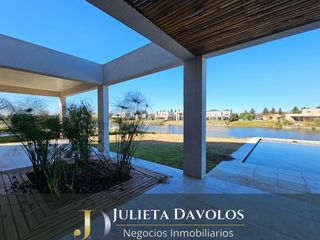 Foto 3 de Casa a la laguna en Venta 5 Ambientes San Matias con pileta